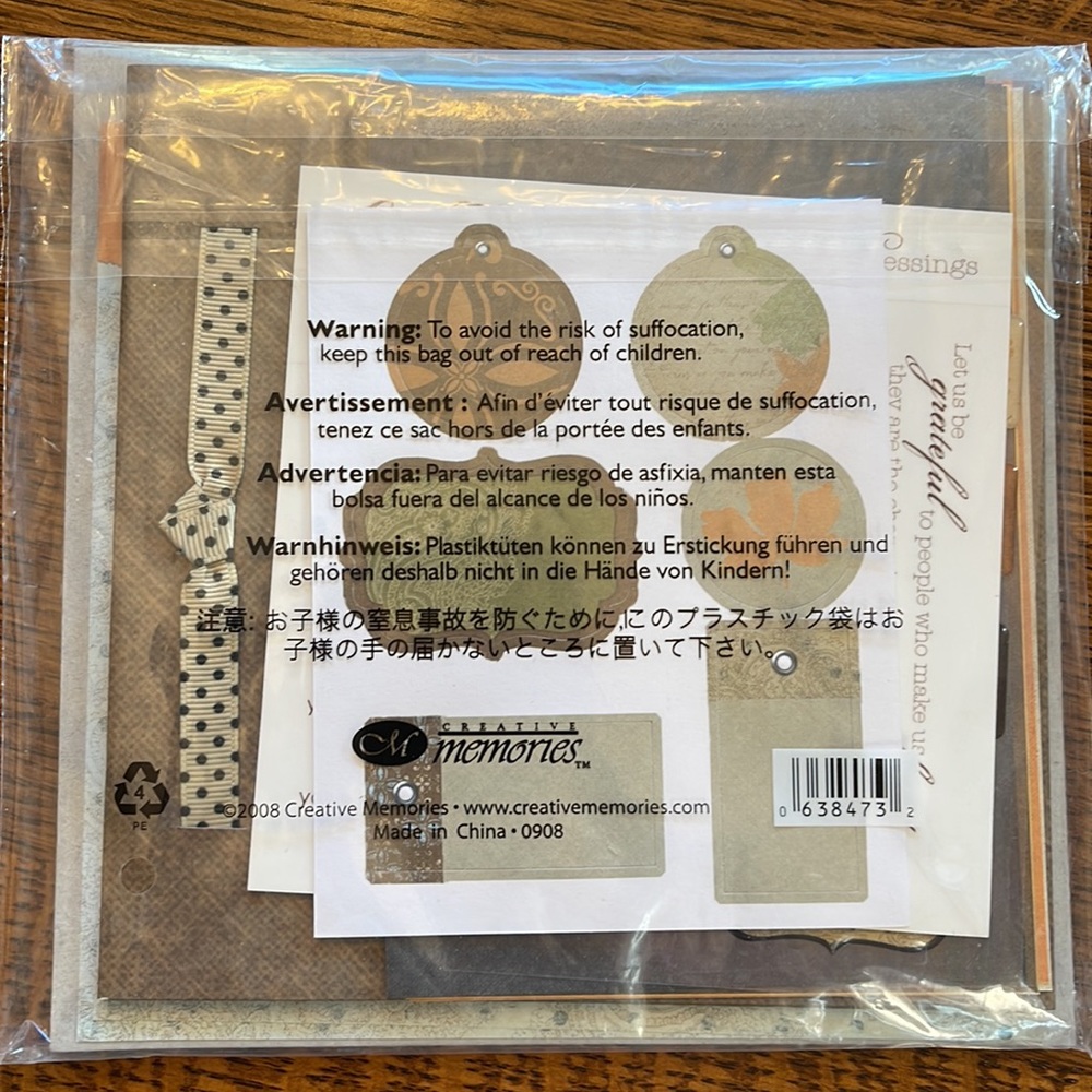 Creative Memories Give Thanks paper album kit & Pacific Treasures 2 mini albums - Picture 5 of 5